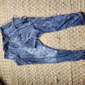 Thaluta Blue Acid Wash Joggers with Button Detail
